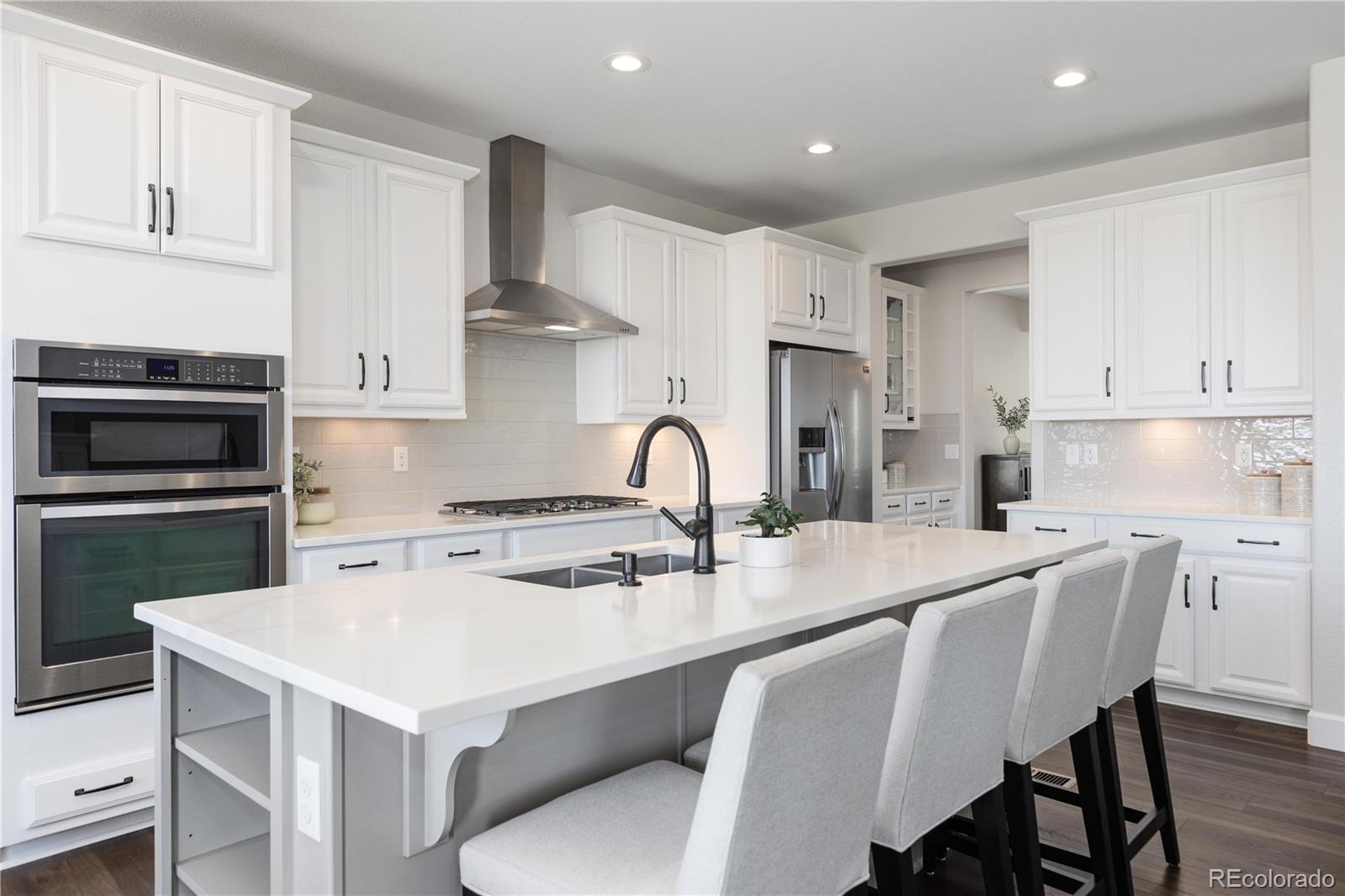 MLS Image #4 for 11916 s meander way,parker, Colorado