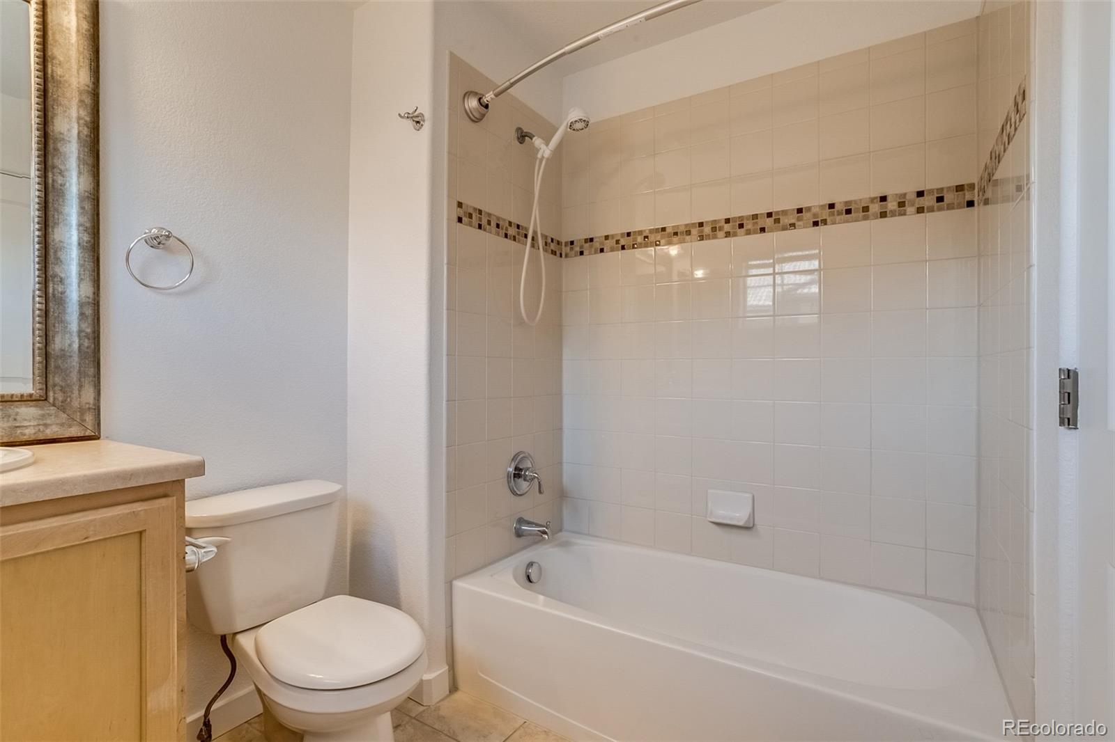 MLS Image #16 for 2260  valentia street,denver, Colorado