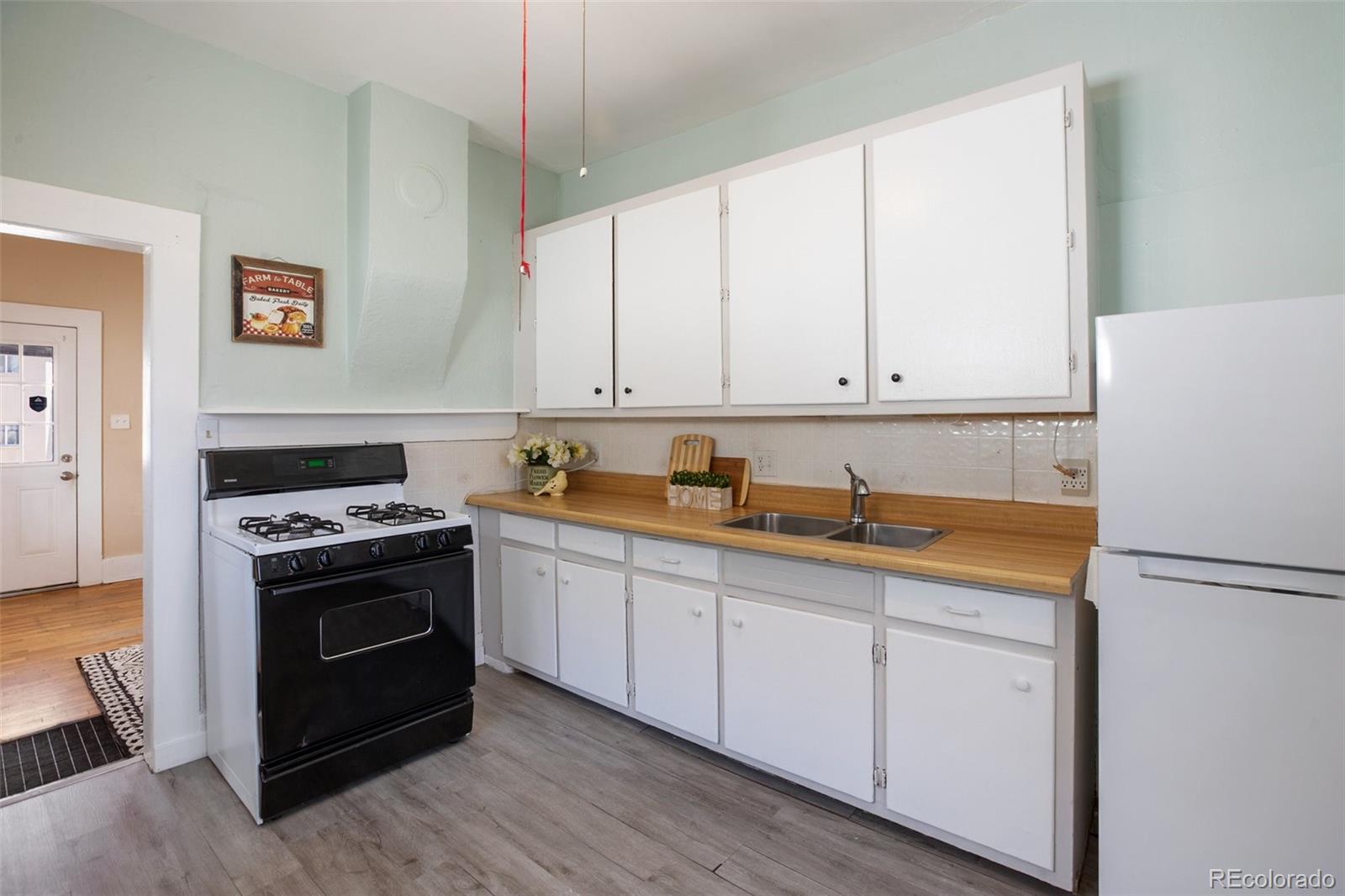 MLS Image #13 for 112 s limit street,colorado springs, Colorado