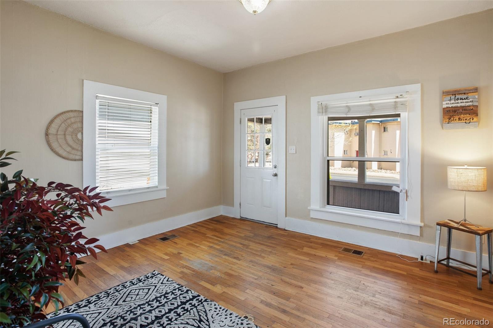 MLS Image #6 for 112 s limit street,colorado springs, Colorado