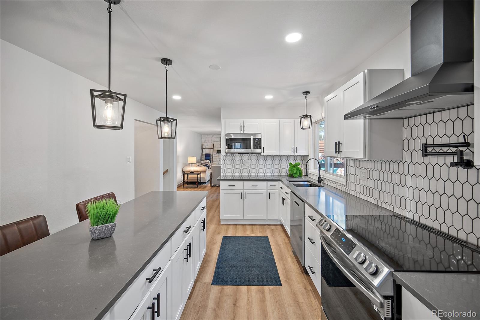 MLS Image #11 for 2020  forest ridge drive,colorado springs, Colorado
