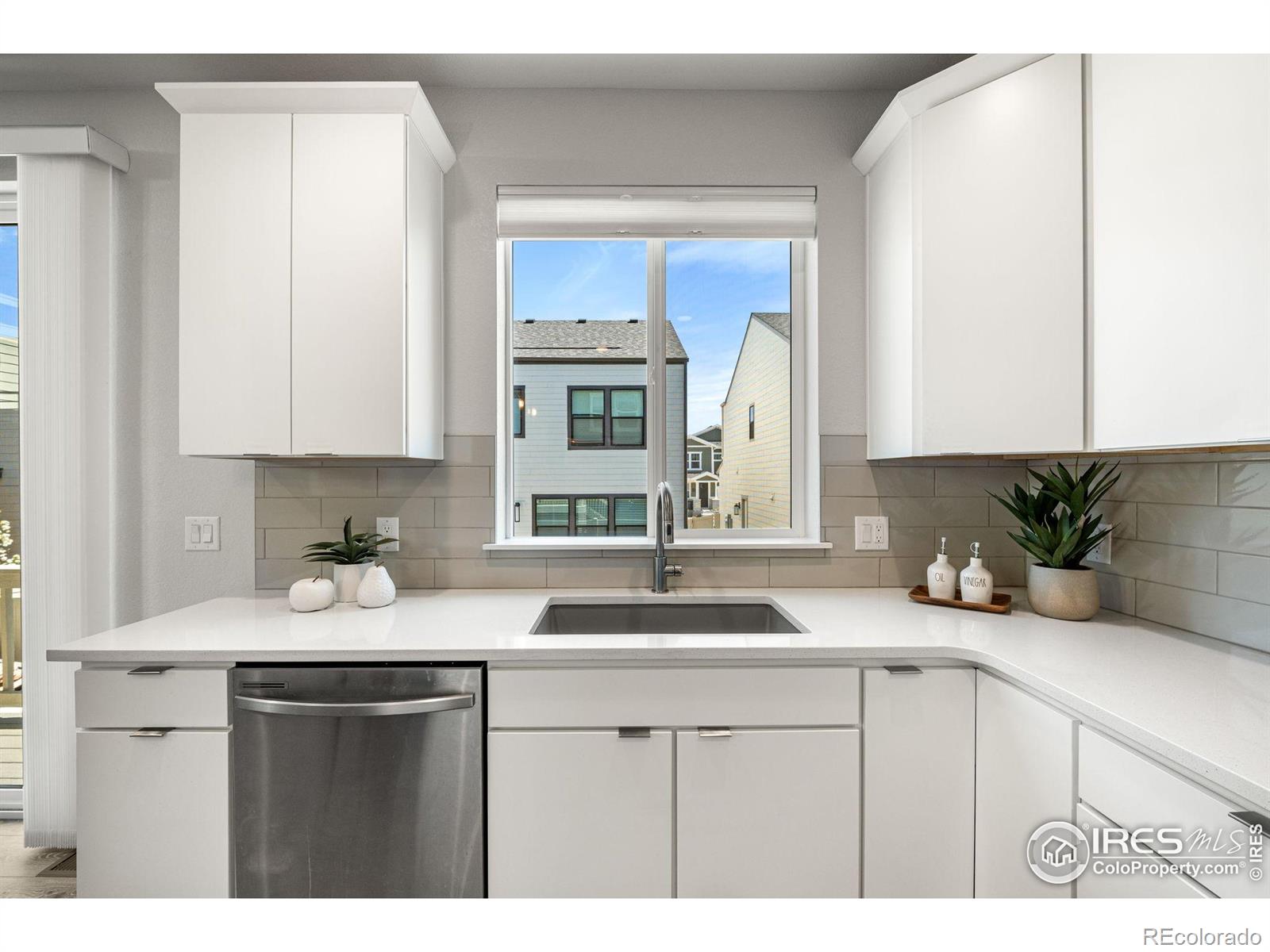 MLS Image #7 for 364  shawnee lane,superior, Colorado
