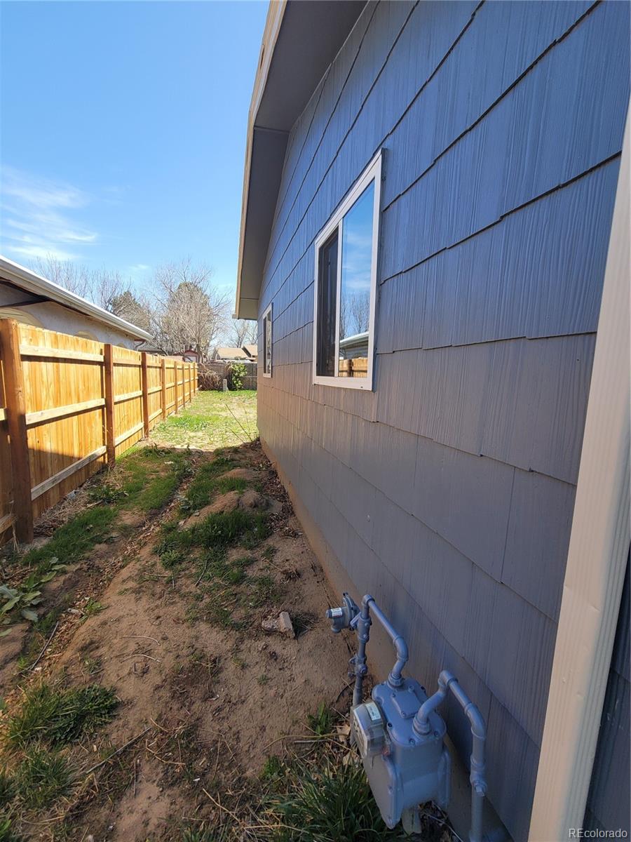 MLS Image #28 for 5552  abilene street,denver, Colorado
