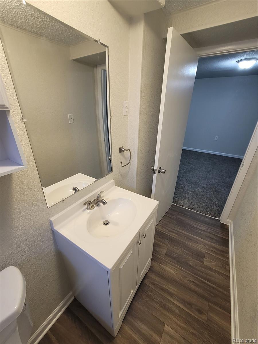 MLS Image #32 for 5552  abilene street,denver, Colorado
