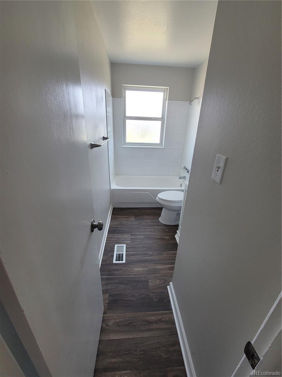 MLS Image #36 for 5552  abilene street,denver, Colorado