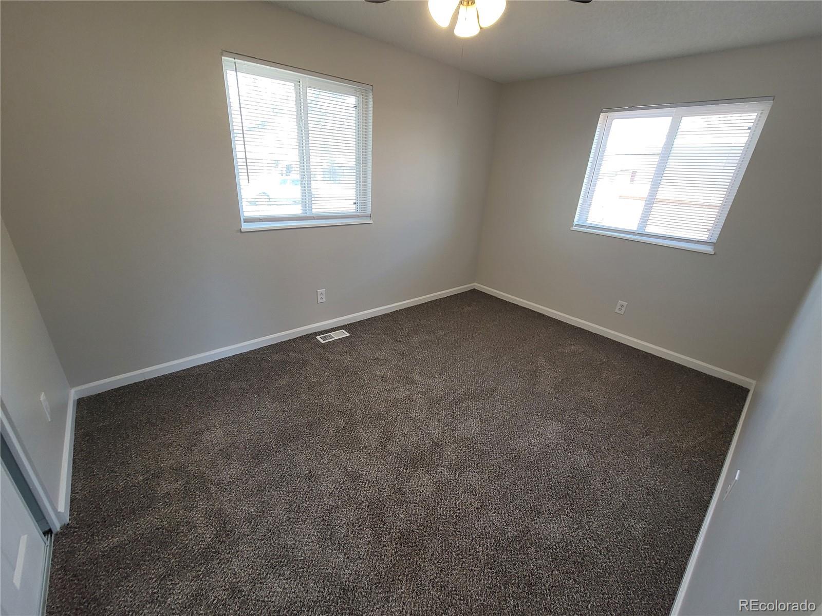 MLS Image #9 for 5552  abilene street,denver, Colorado