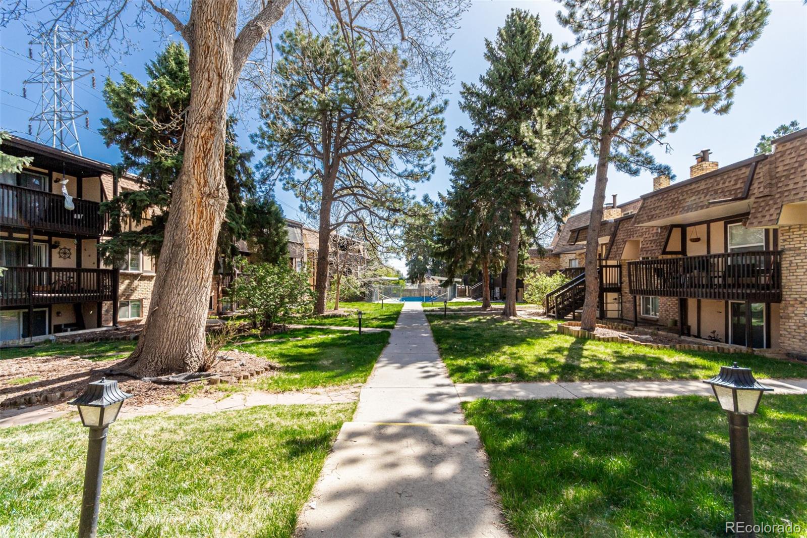 MLS Image #16 for 1390  everett court,lakewood, Colorado