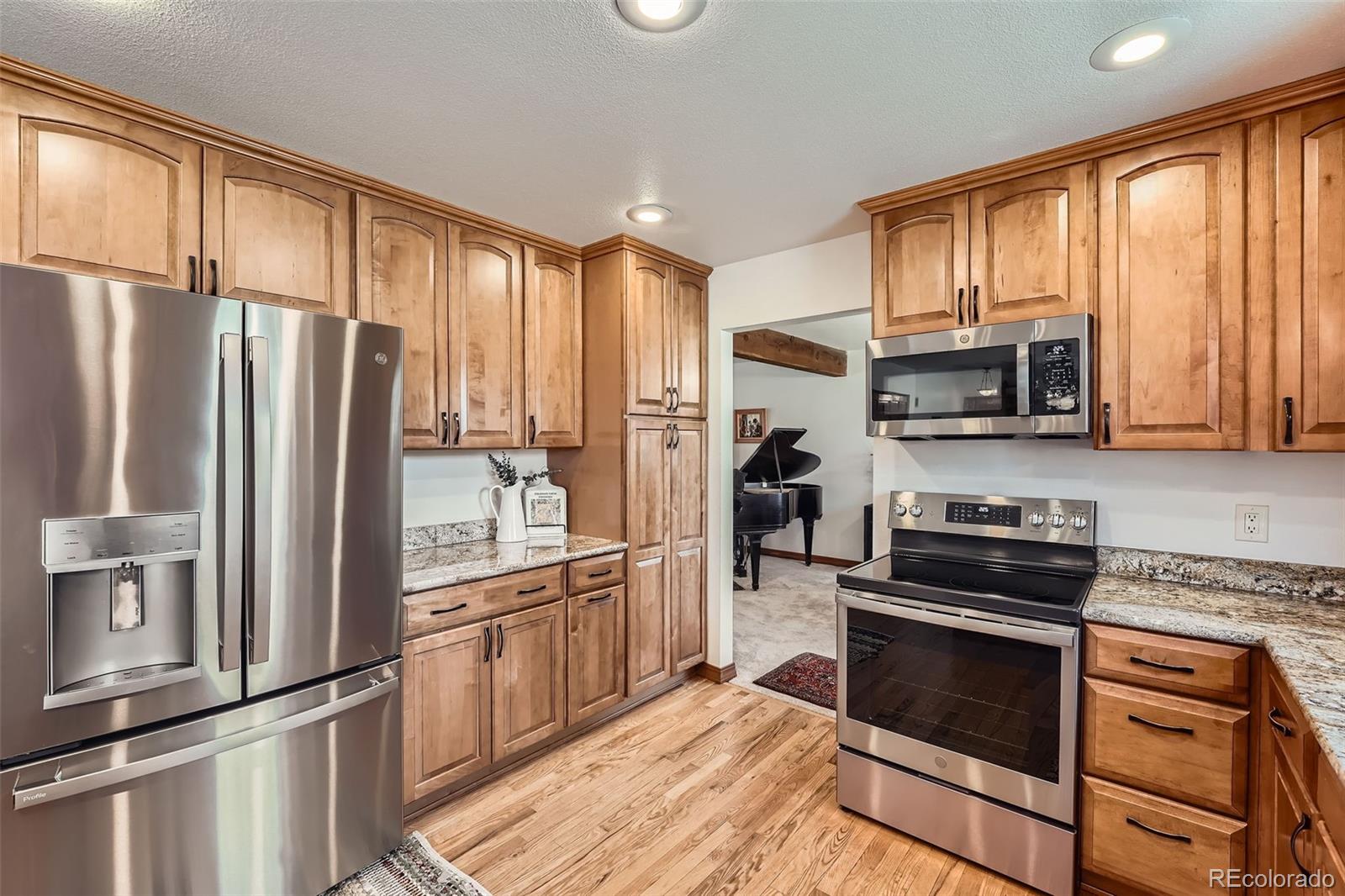 MLS Image #3 for 5157 s sedalia court,centennial, Colorado
