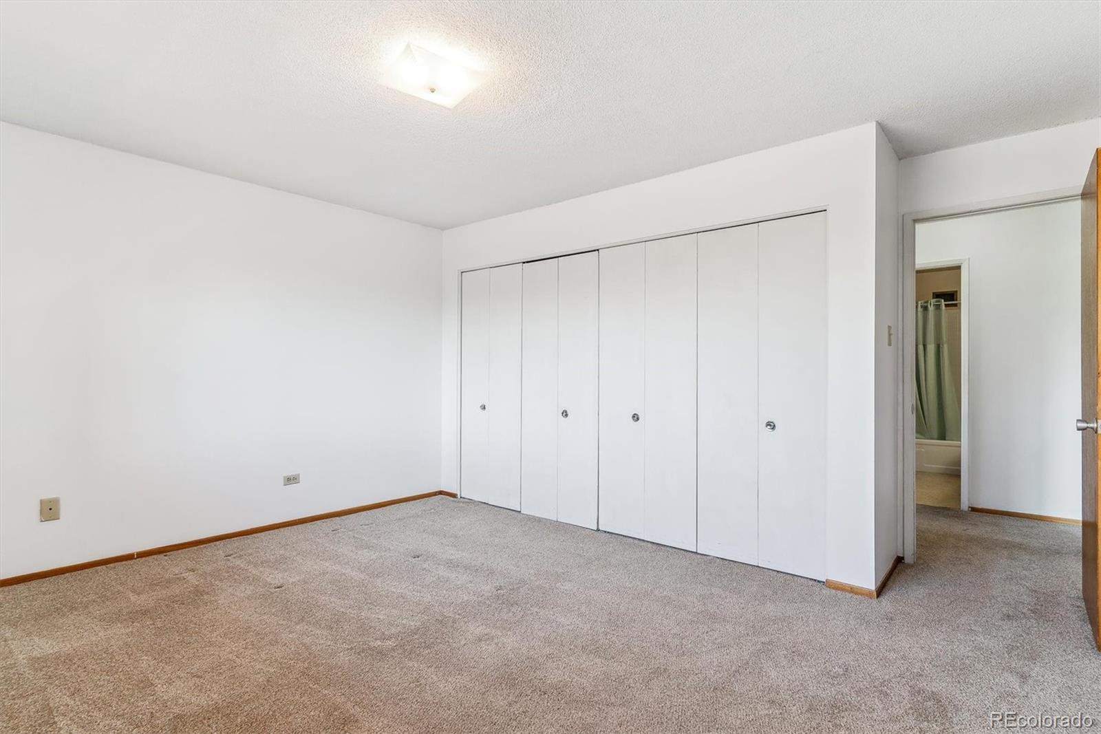 MLS Image #14 for 635 s alton way,denver, Colorado