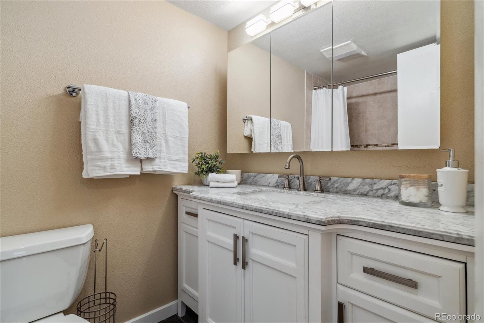 MLS Image #14 for 2227  canyon boulevard,boulder, Colorado
