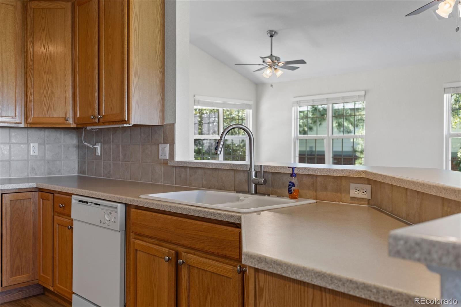 MLS Image #11 for 7713 s zante court,aurora, Colorado