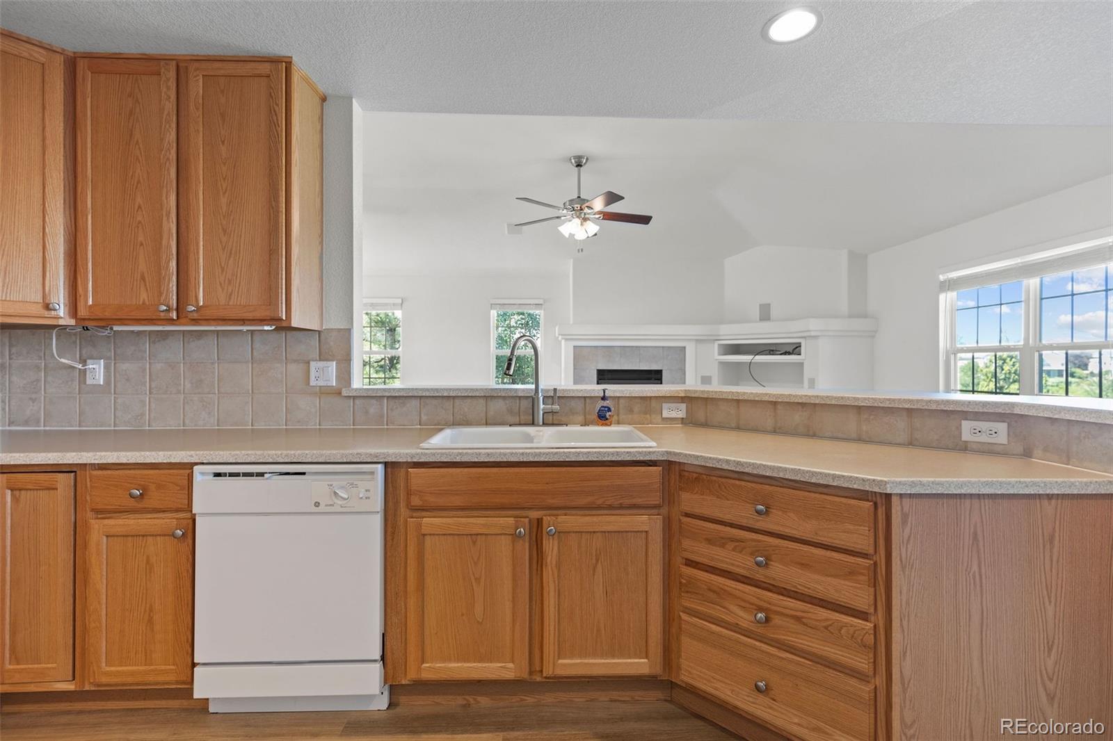 MLS Image #12 for 7713 s zante court,aurora, Colorado