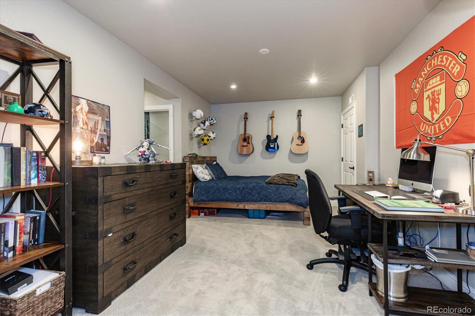 MLS Image #35 for 11930 e lake circle,greenwood village, Colorado