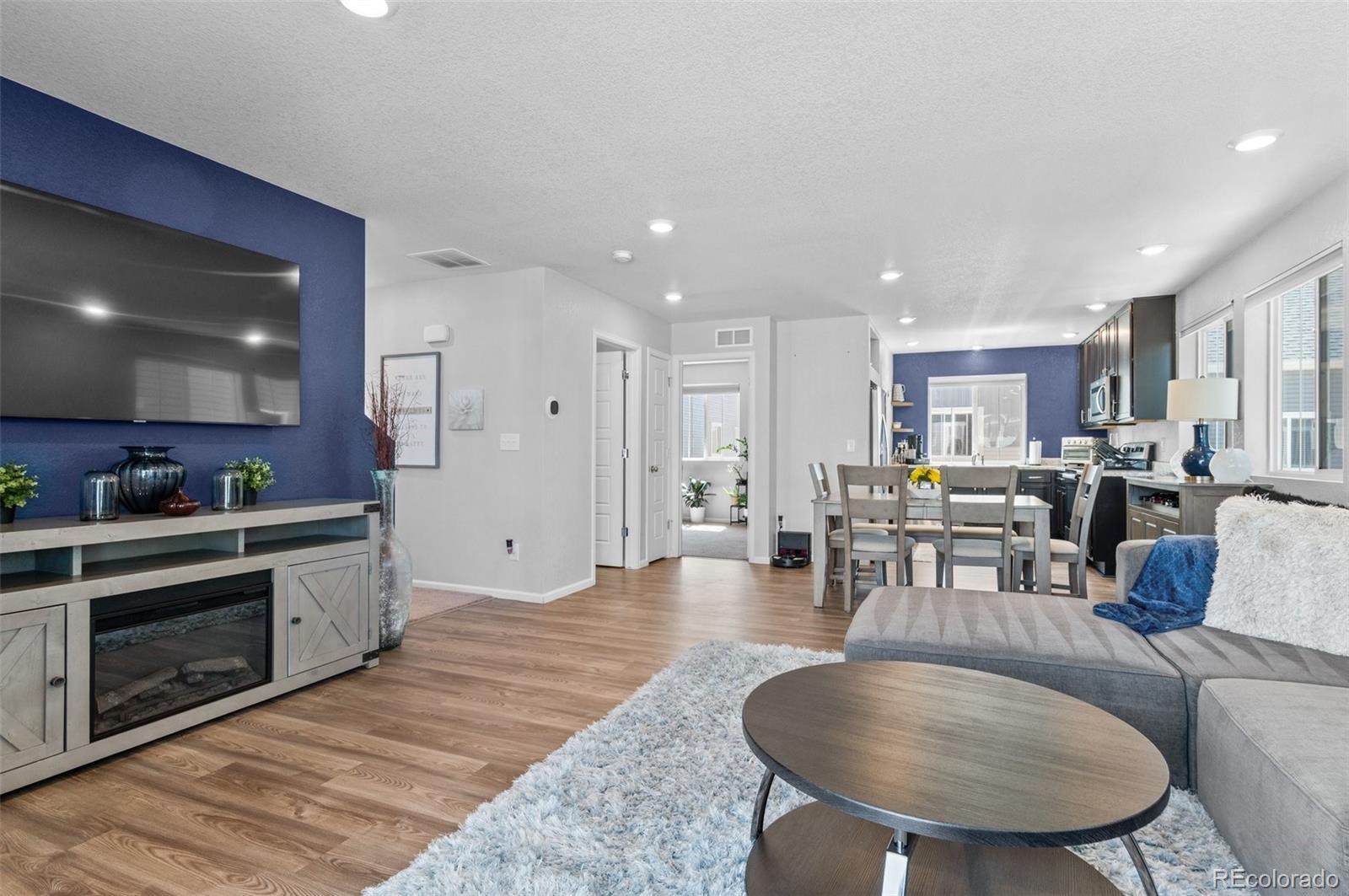MLS Image #4 for 18644 e 54th place,denver, Colorado