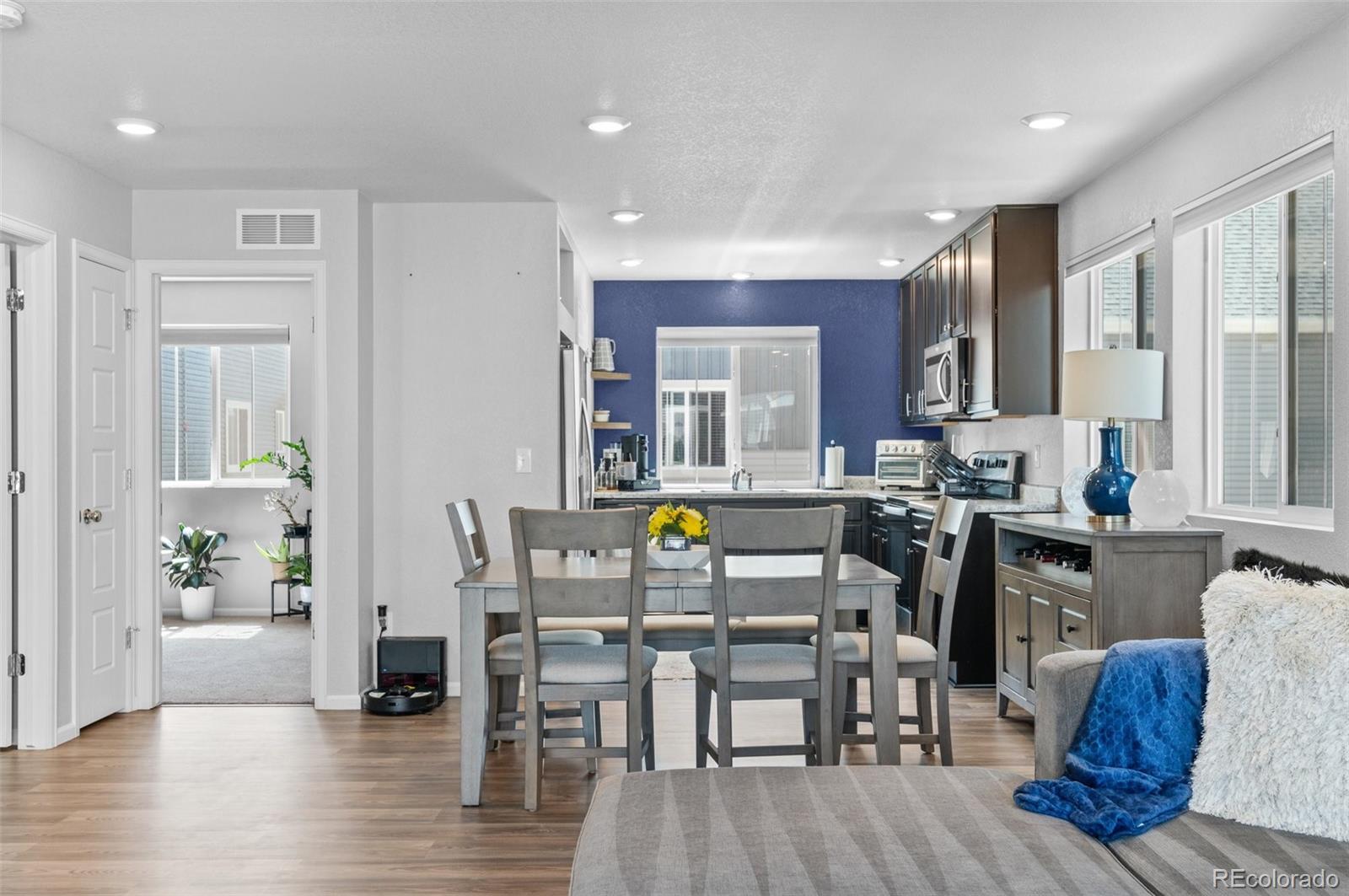 MLS Image #5 for 18644 e 54th place,denver, Colorado