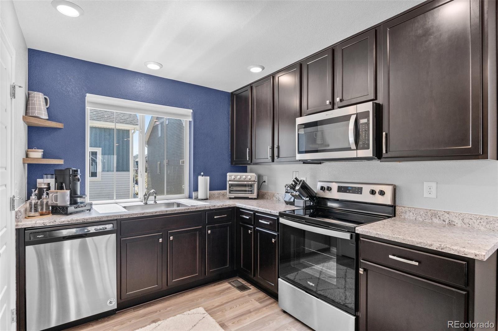 MLS Image #8 for 18644 e 54th place,denver, Colorado