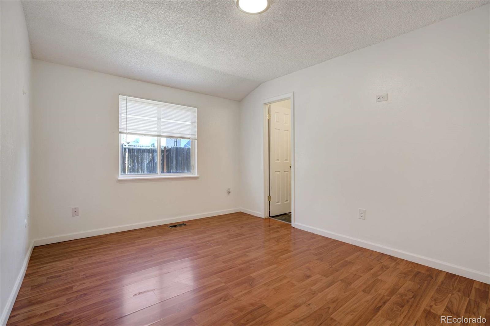 MLS Image #13 for 19000 e mansfield drive,aurora, Colorado