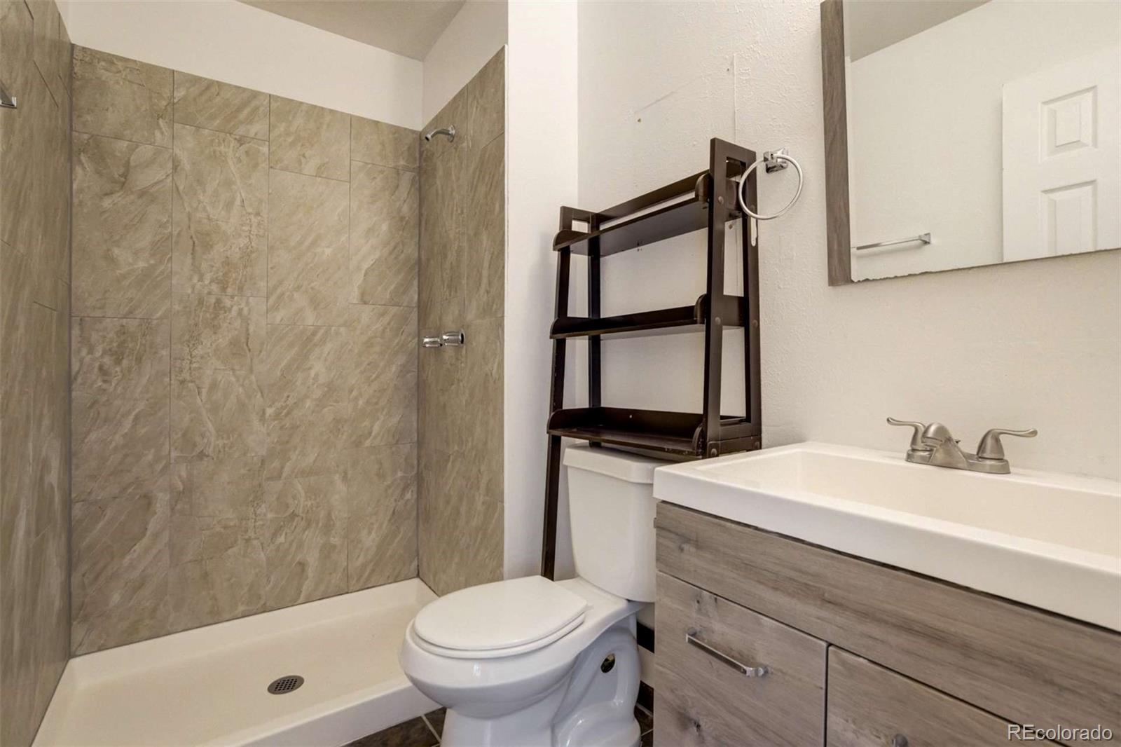 MLS Image #15 for 19000 e mansfield drive,aurora, Colorado