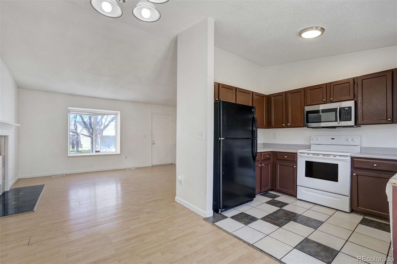 MLS Image #8 for 19000 e mansfield drive,aurora, Colorado