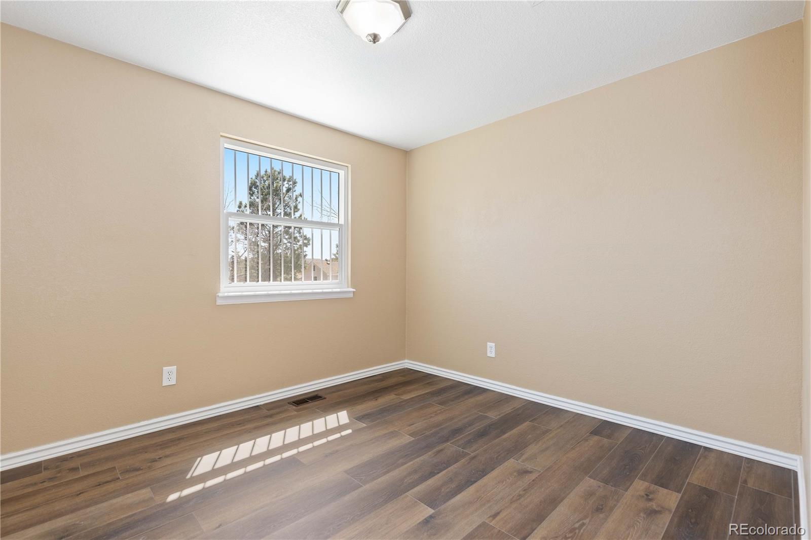 MLS Image #17 for 1603 s flanders way,aurora, Colorado