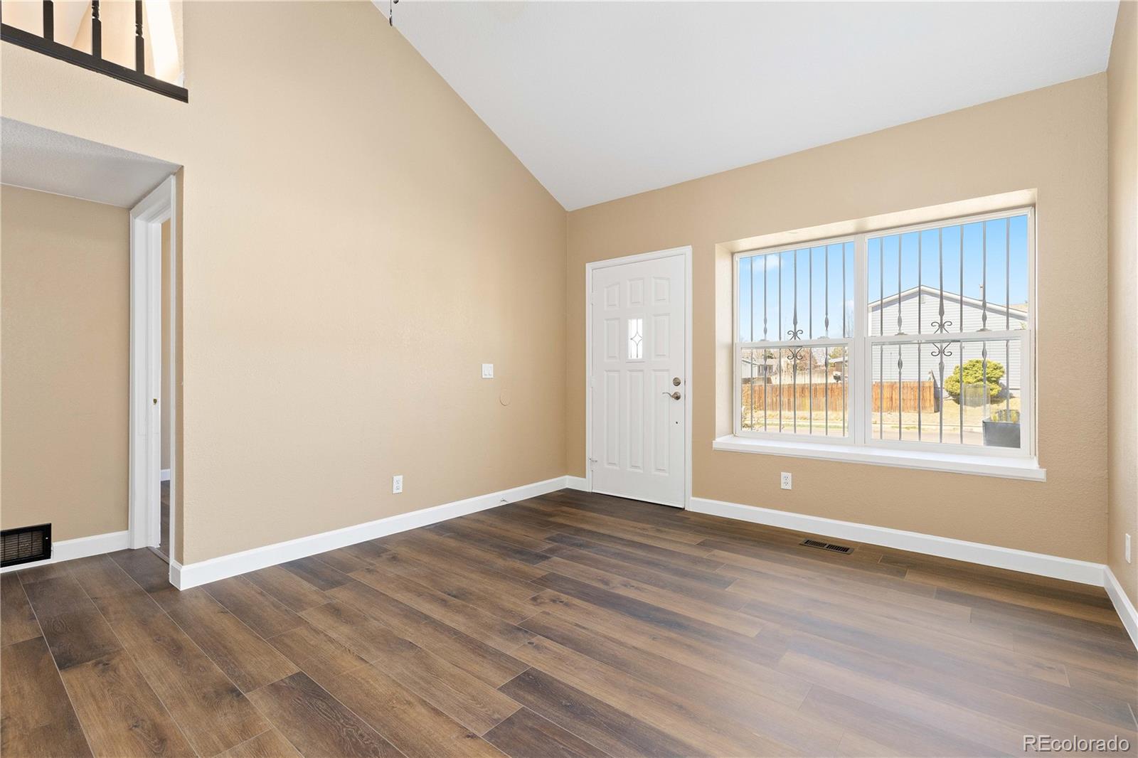 MLS Image #2 for 1603 s flanders way,aurora, Colorado