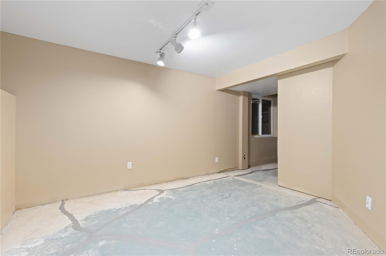 MLS Image #21 for 1603 s flanders way,aurora, Colorado