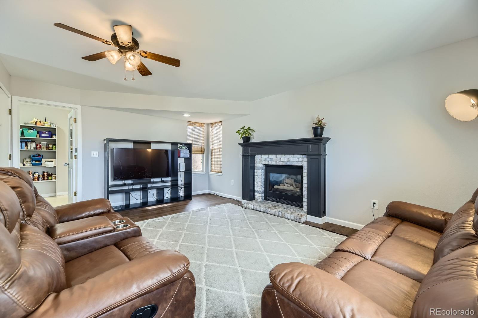 MLS Image #12 for 21562  omaha avenue,parker, Colorado