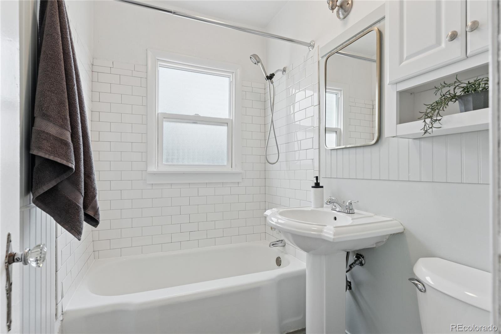 MLS Image #17 for 3740 w 54th avenue,denver, Colorado
