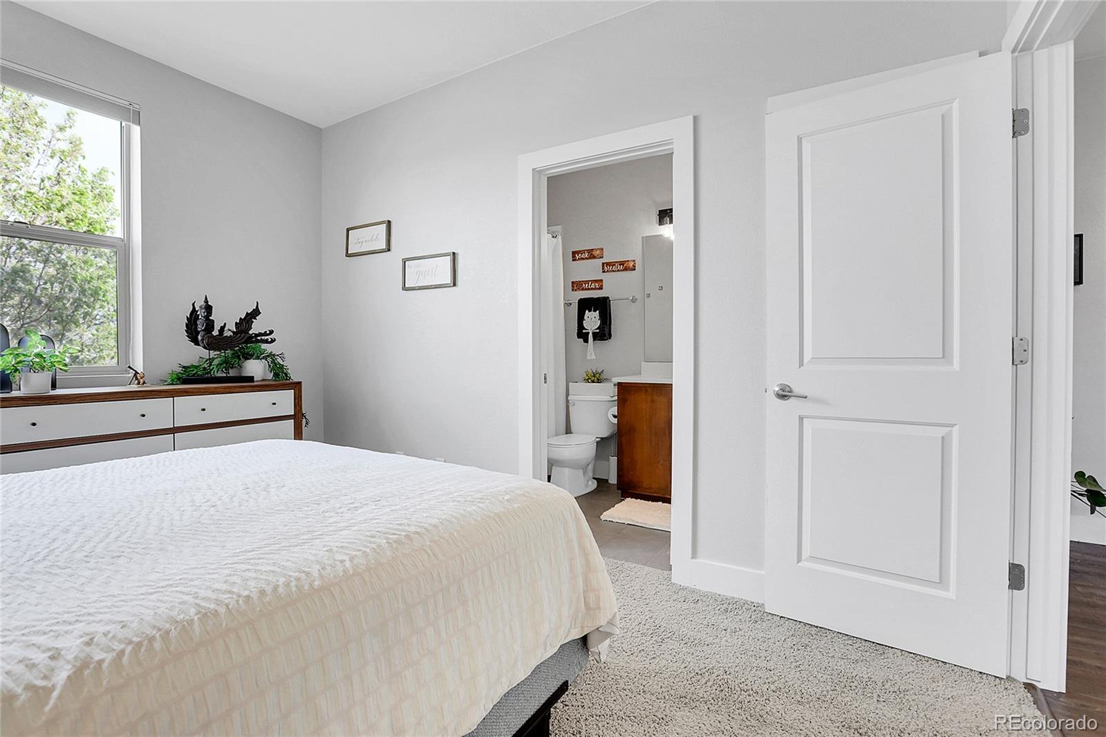 MLS Image #18 for 3248  syracuse street ,denver, Colorado