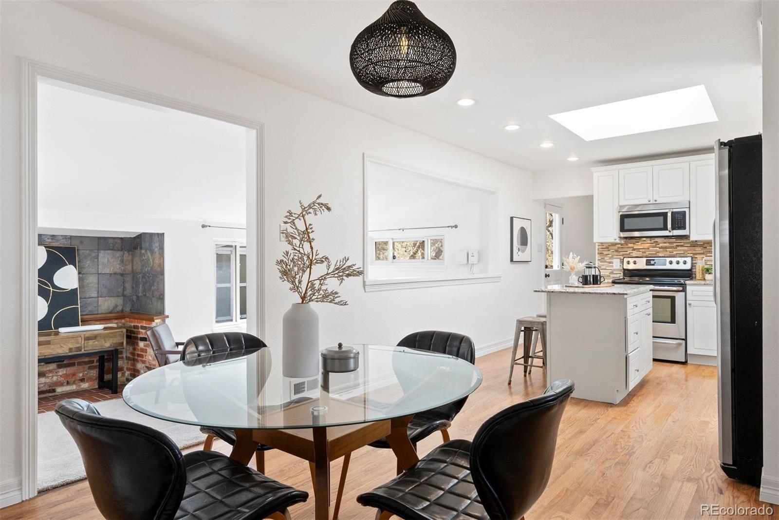 MLS Image #10 for 5698 e greenwood place,denver, Colorado