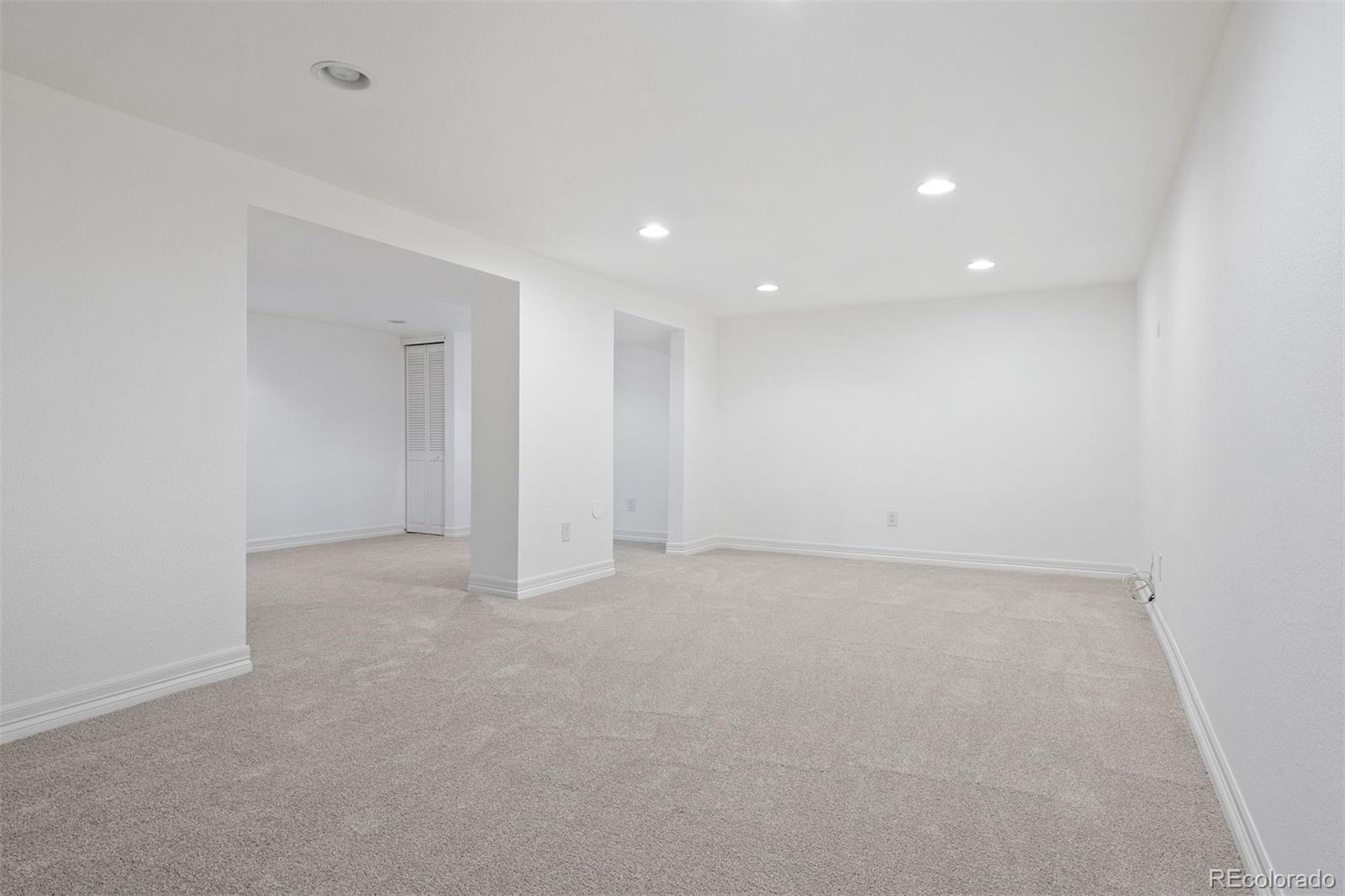 MLS Image #19 for 5698 e greenwood place,denver, Colorado