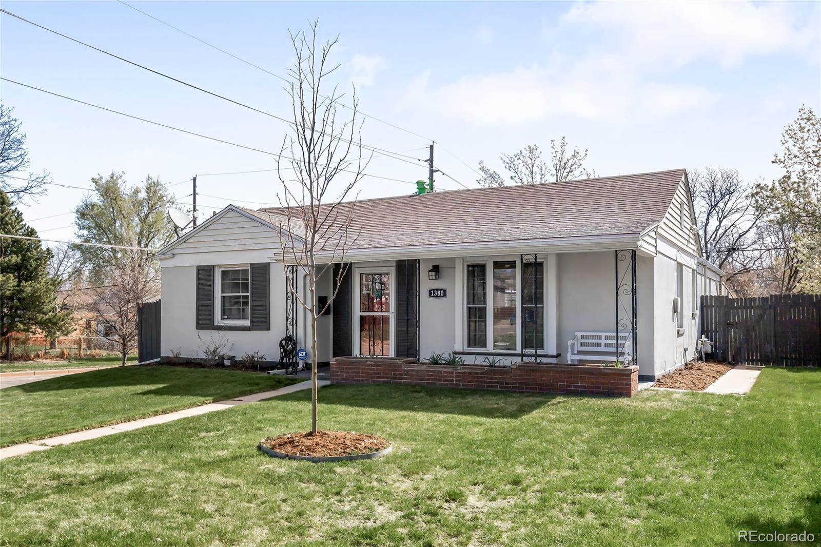 CMA Image for 1380  roslyn street,Denver, Colorado
