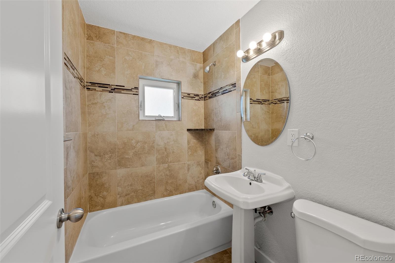 MLS Image #13 for 735  iola street,aurora, Colorado