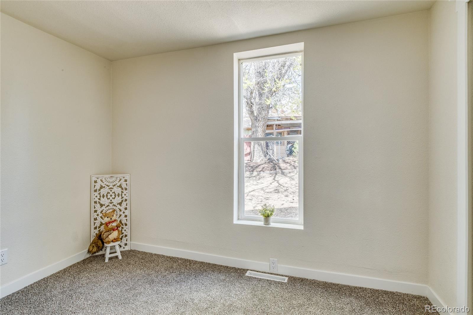 MLS Image #13 for 615 n hancock avenue,colorado springs, Colorado