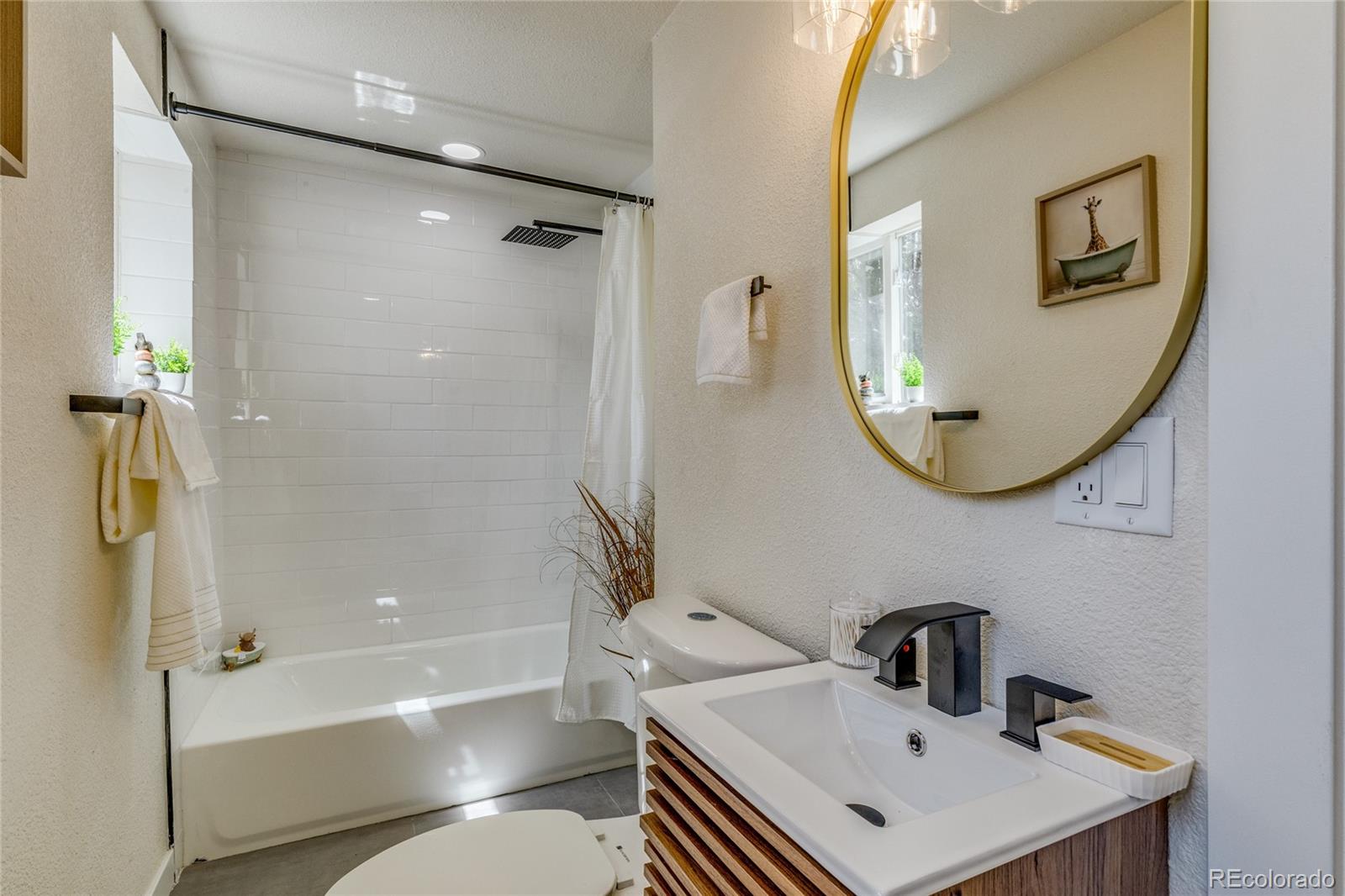 MLS Image #6 for 615 n hancock avenue,colorado springs, Colorado