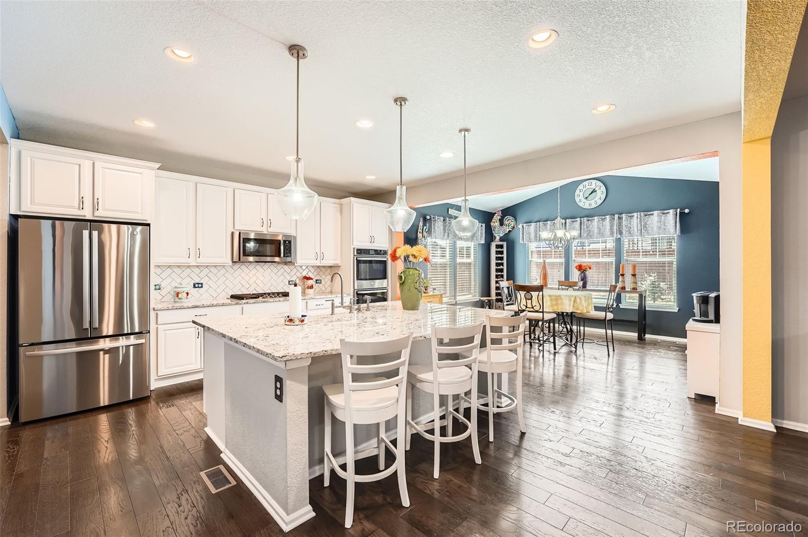 MLS Image #3 for 77 n jackson gap way,aurora, Colorado