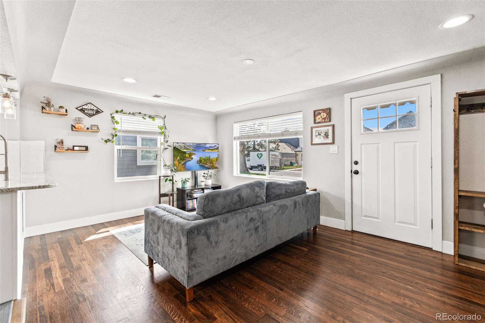 MLS Image #4 for 4120 s lincoln street,englewood, Colorado