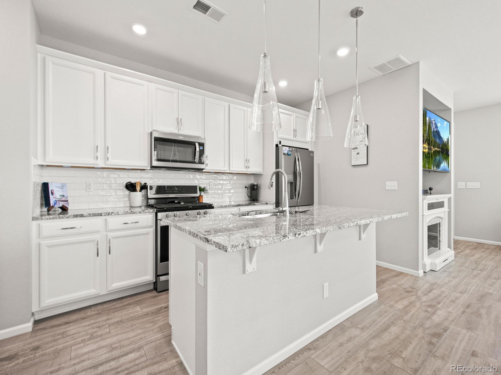 MLS Image #10 for 13754  ash circle,thornton, Colorado