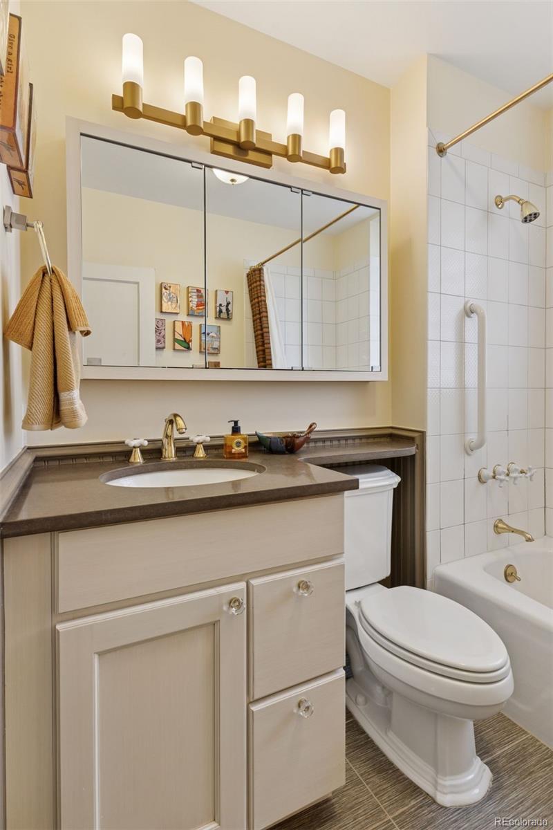 MLS Image #24 for 789 s gaylord street,denver, Colorado