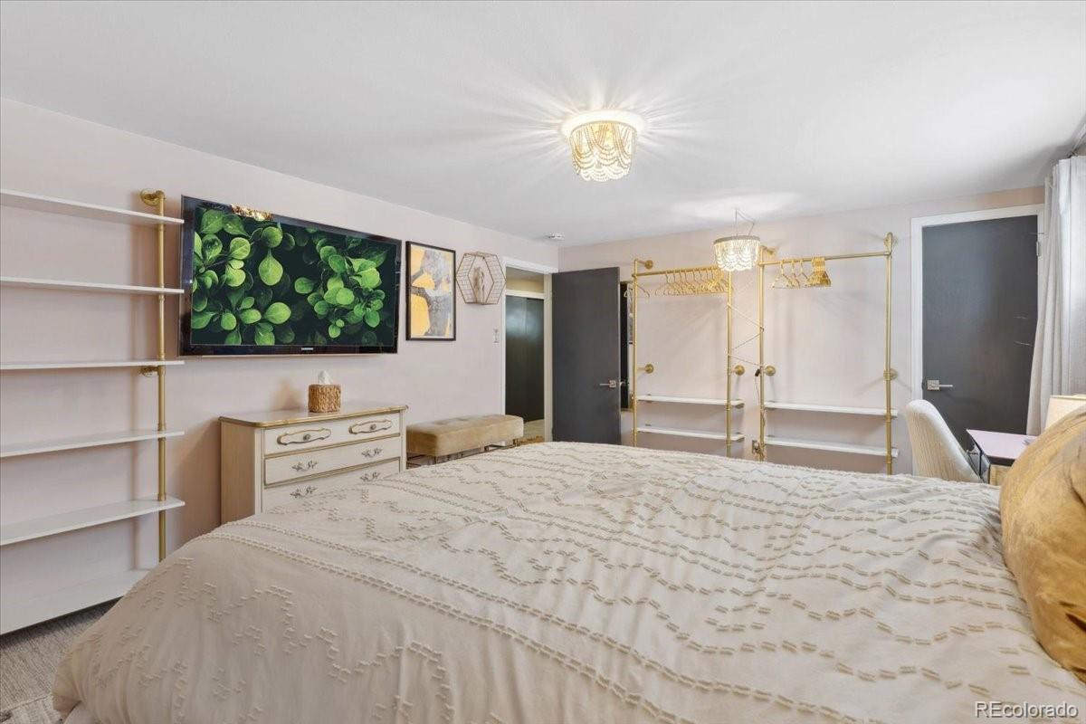 MLS Image #27 for 3383 s boston court,denver, Colorado
