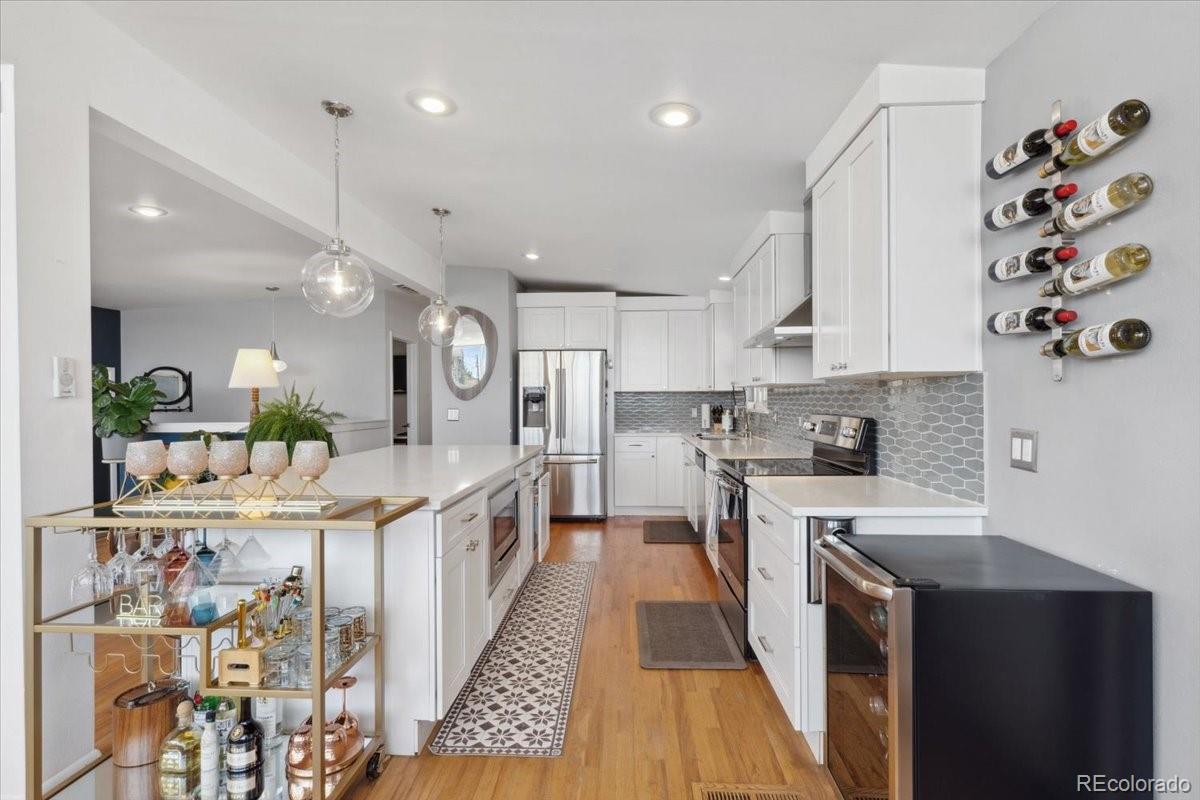 MLS Image #6 for 3383 s boston court,denver, Colorado