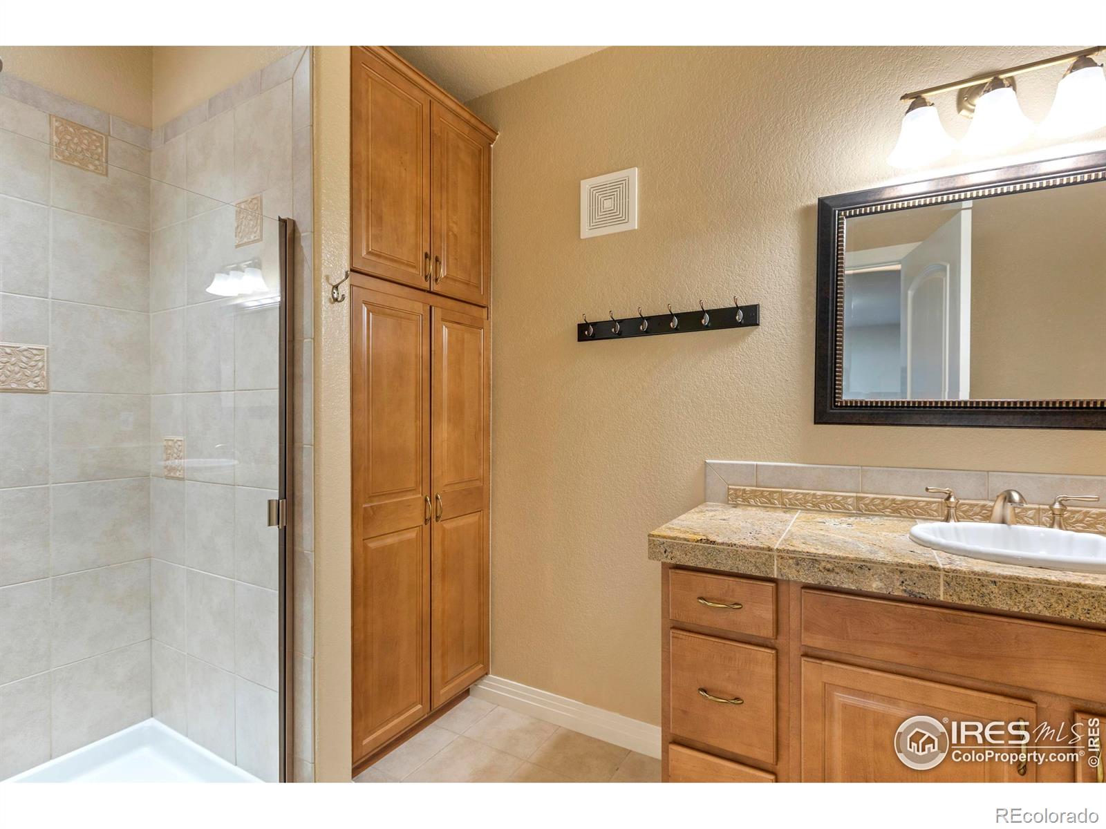 MLS Image #32 for 8406  spinnaker bay drive,windsor, Colorado