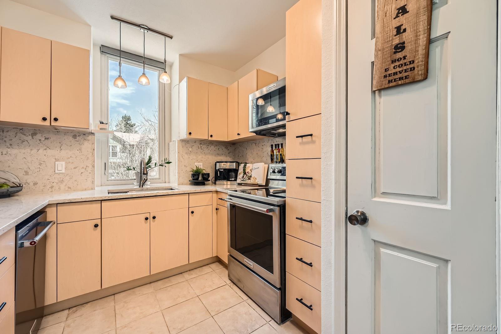 MLS Image #7 for 19624 e girard drive,aurora, Colorado