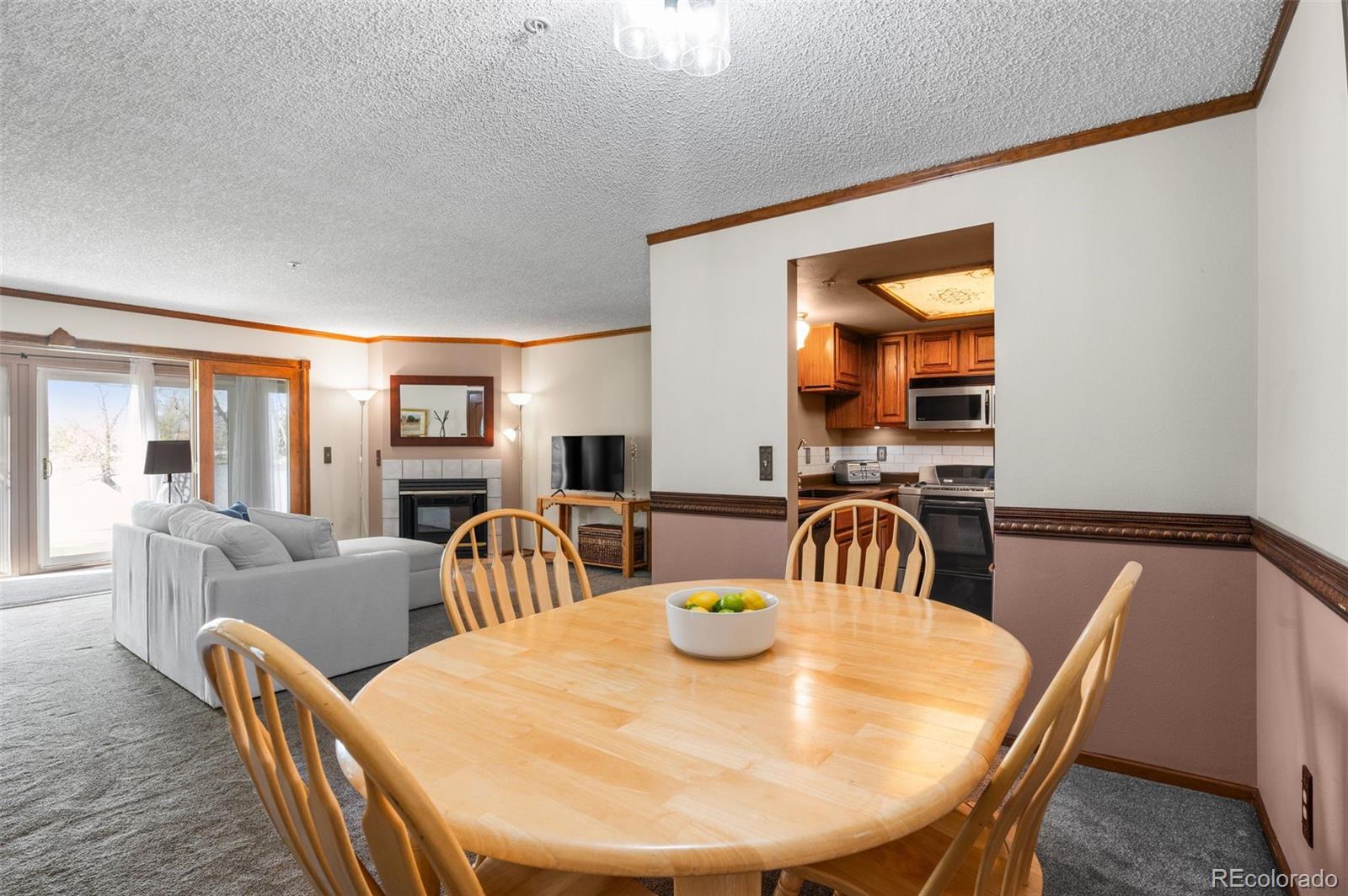 MLS Image #8 for 10520 w jewell avenue,lakewood, Colorado