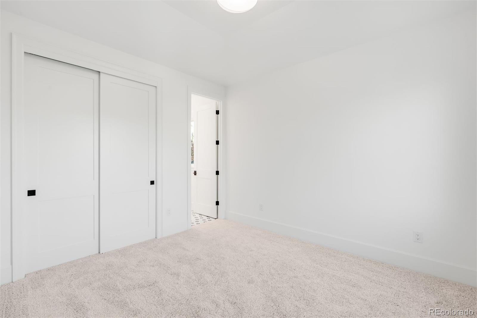 MLS Image #29 for 507 s gaylord street,denver, Colorado