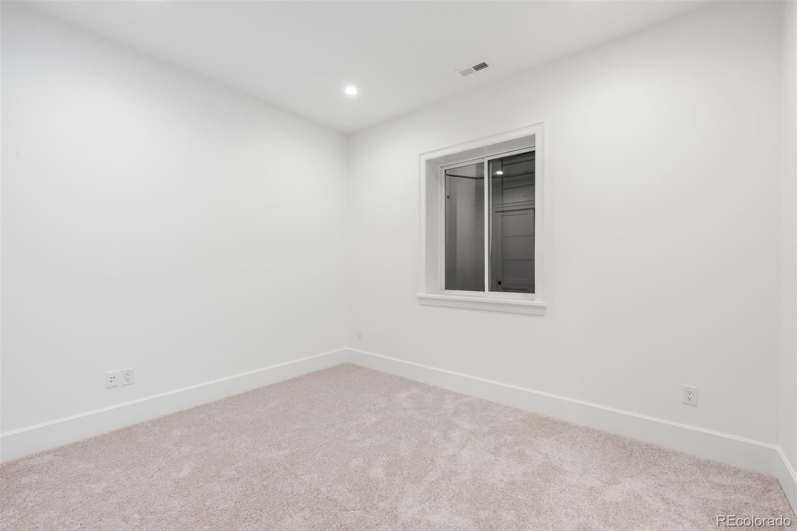 MLS Image #40 for 507 s gaylord street,denver, Colorado