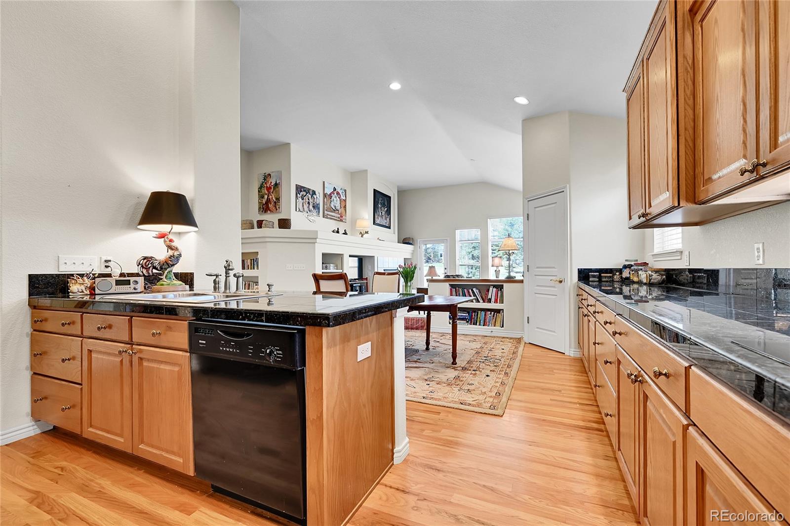 MLS Image #6 for 6679 s robb street,littleton, Colorado