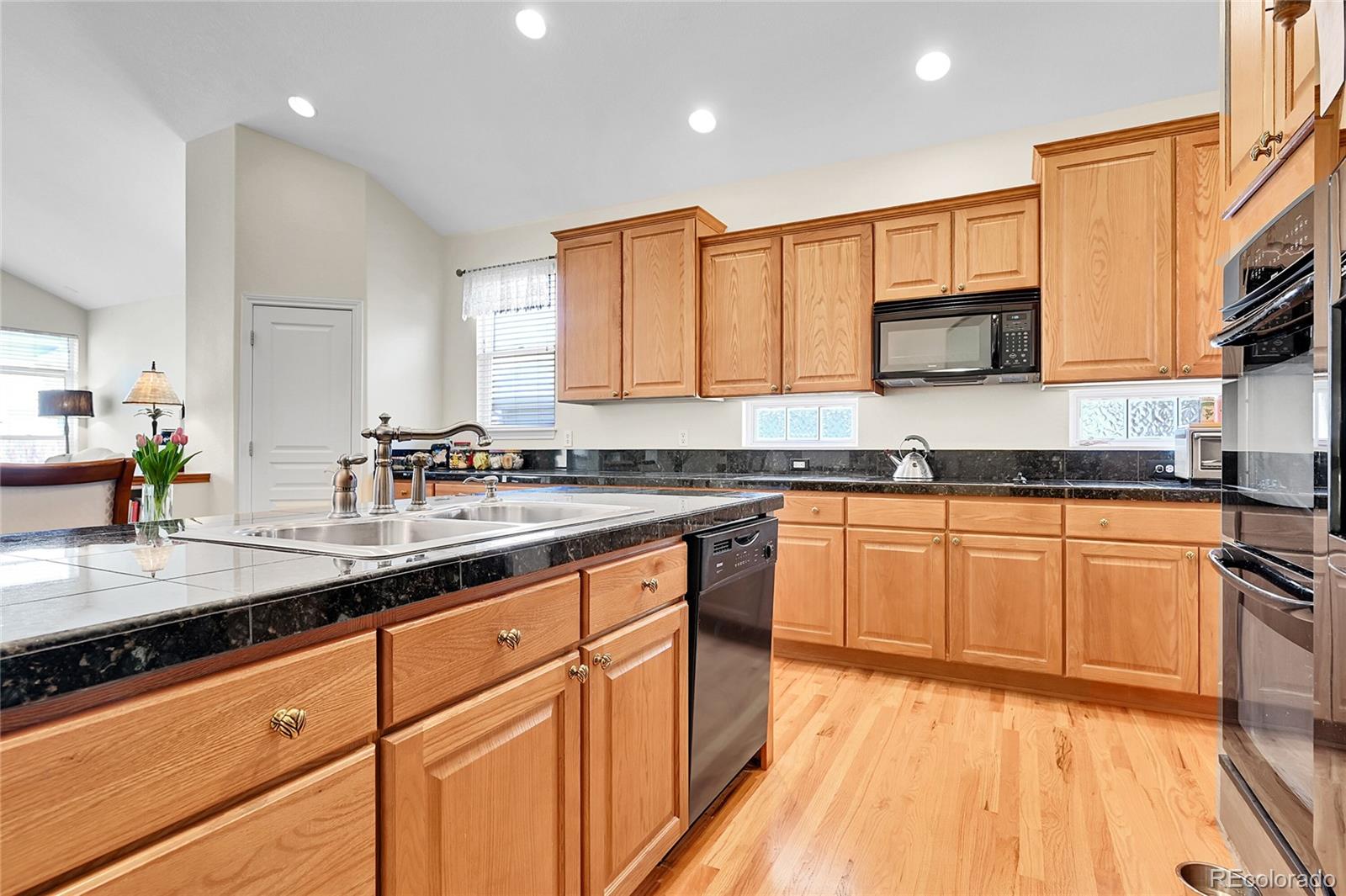 MLS Image #8 for 6679 s robb street,littleton, Colorado