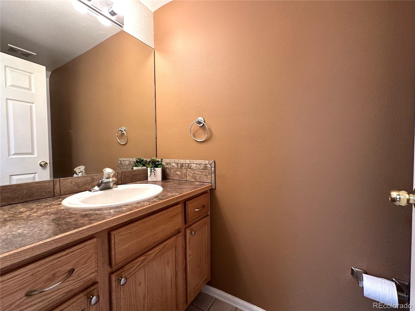 MLS Image #11 for 1014  cedarcrest drive,pueblo, Colorado