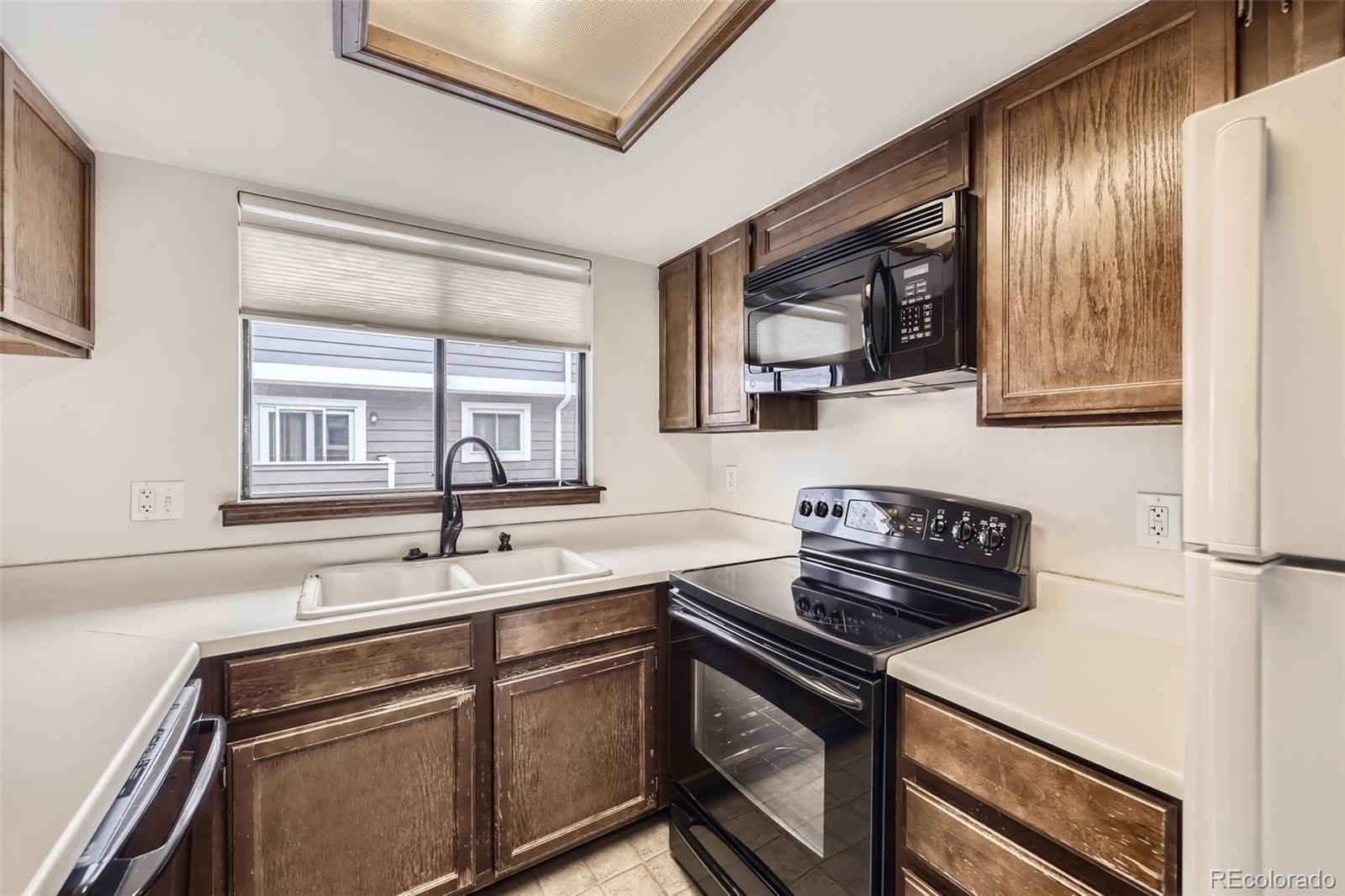 MLS Image #11 for 6670 w 84th circle,arvada, Colorado